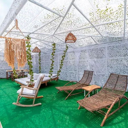 Gizlikoyhotel מלון *