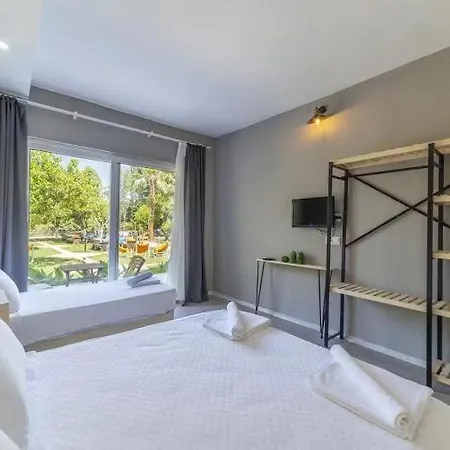 Gizlikoyhotel מלון