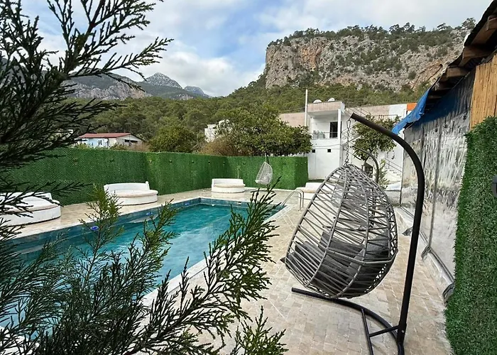 Gizlikoyhotel Hotel *